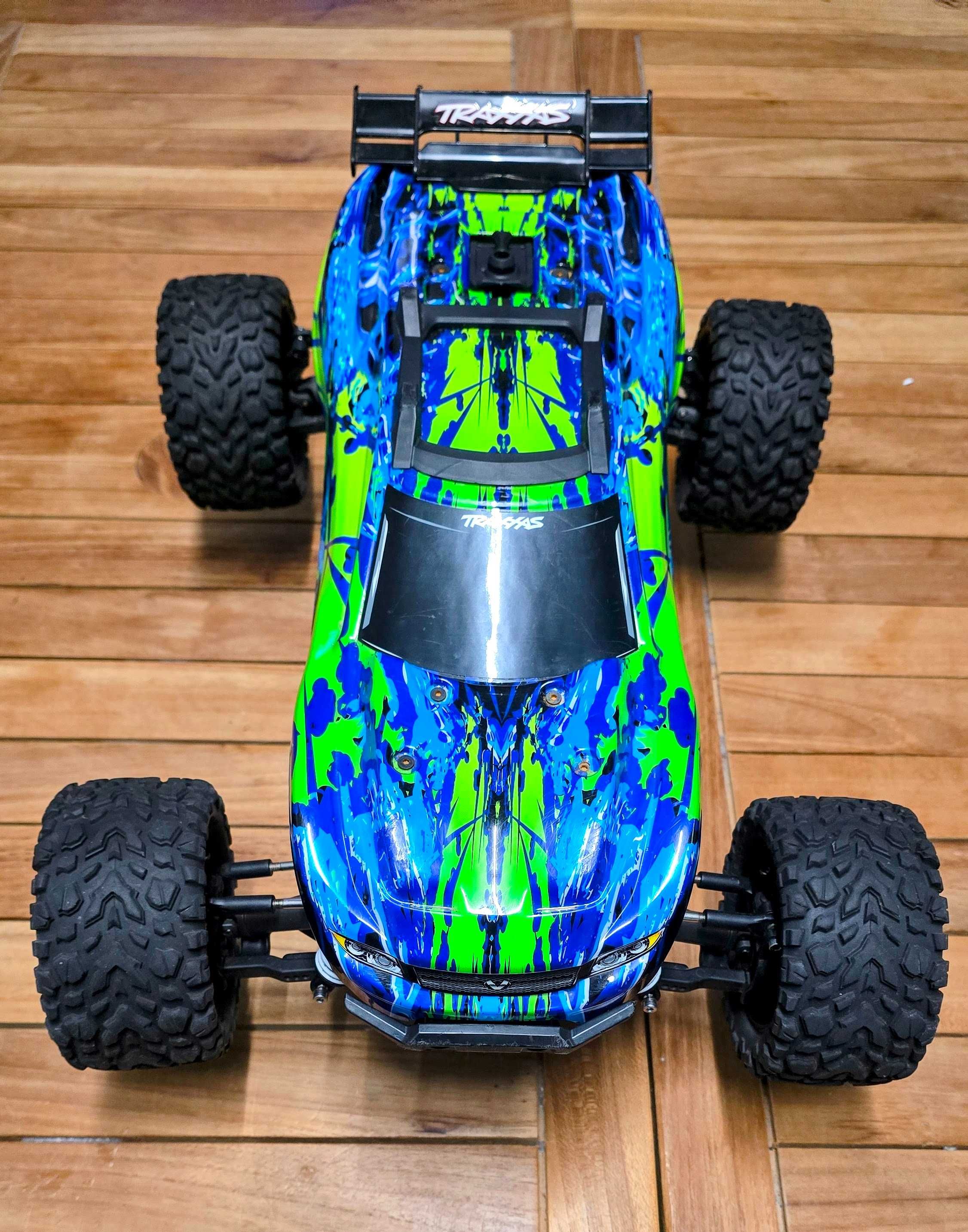 Traxxas Rustler 4x4 VXL - Eletronica Hobbywing EzRun-  Como Novo