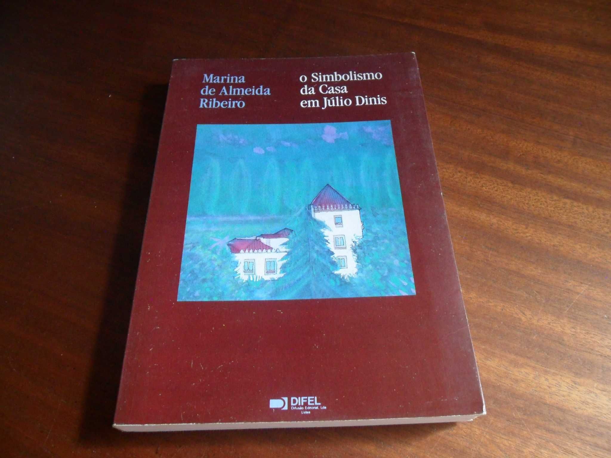 "O Simbolismo da Casa em Júlio Dinis" de Marina de Almeida Ribeiro