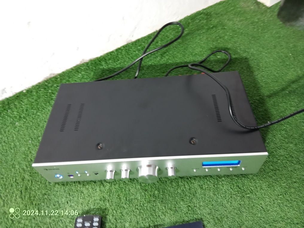 Auna wzmacniacz 400 watt , bluetooth , dab+ AMP-CD608

Cena 299 zł 

W