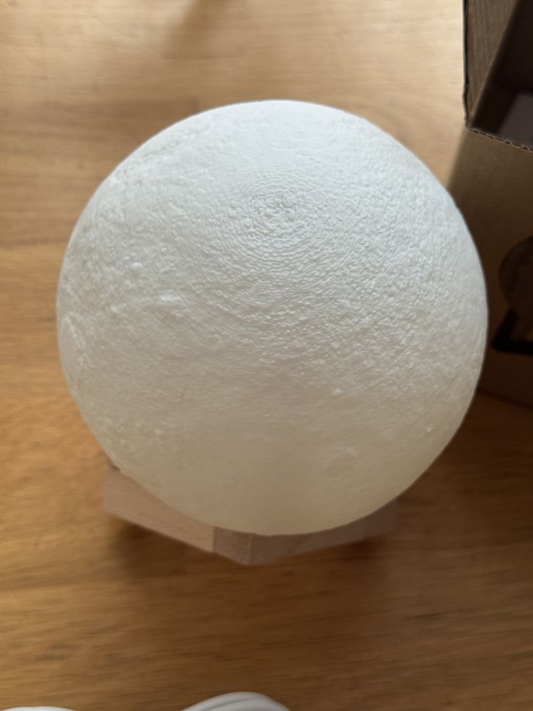 Lampka nocna led Moon Light na stojaku kabel
