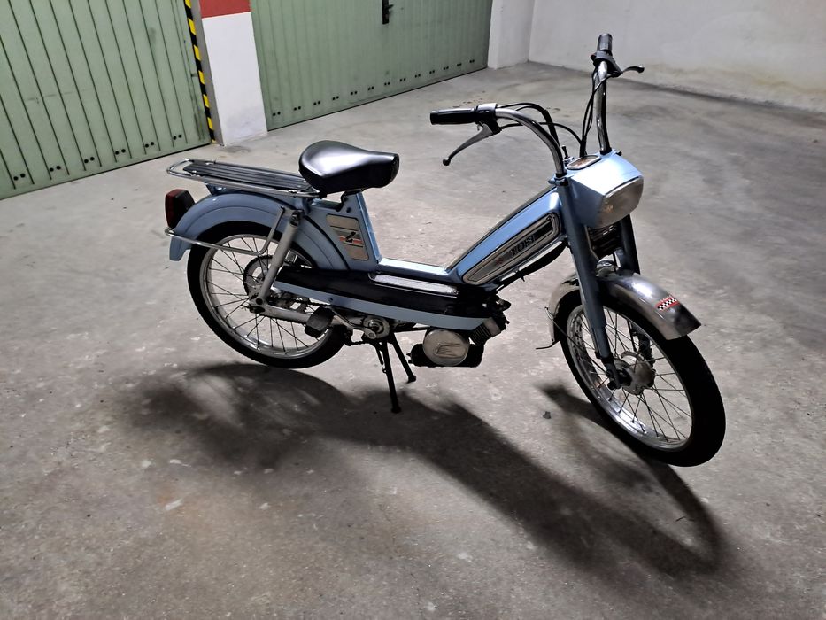 Mobylette Peugeot 103