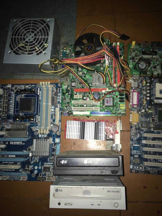 DVD rom материнські плати