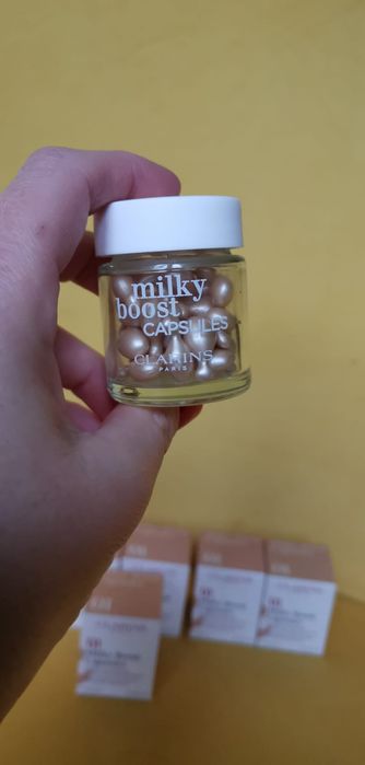 Clarins Milky Boost Capsules 01