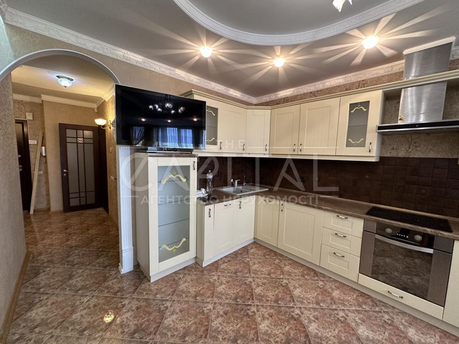 Продаж 2к квартири, пр-т Науки, Голосіївський, Деміївка