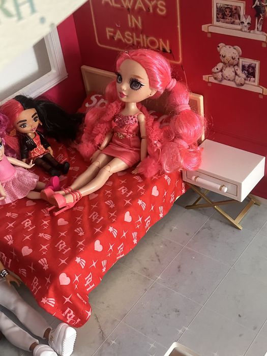 Domek rainbow high+13 lalek+szafa