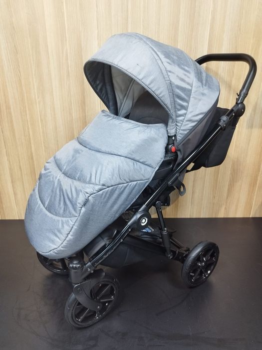 Tutis Sky bardzo lekki i świetnie amortyzowany wózek 2w1 lub wózek 3w1