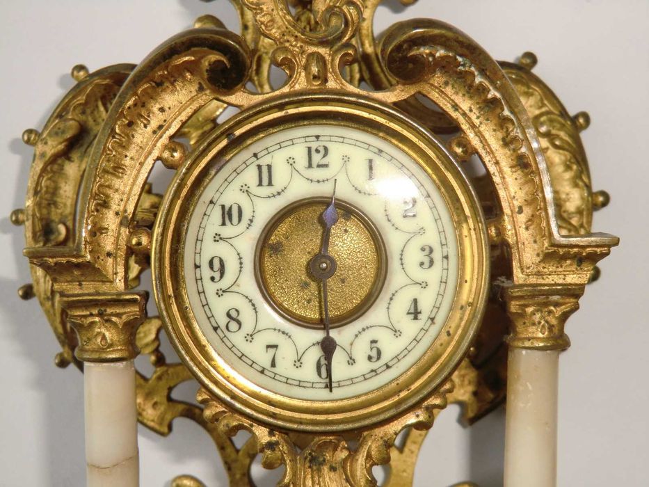 Zegar antyk-kominkowy