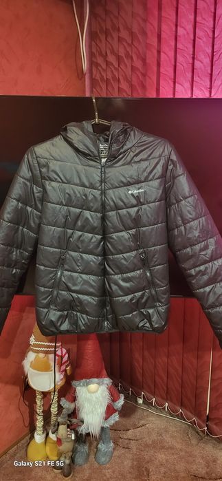 Женская куртка. Коламбия.