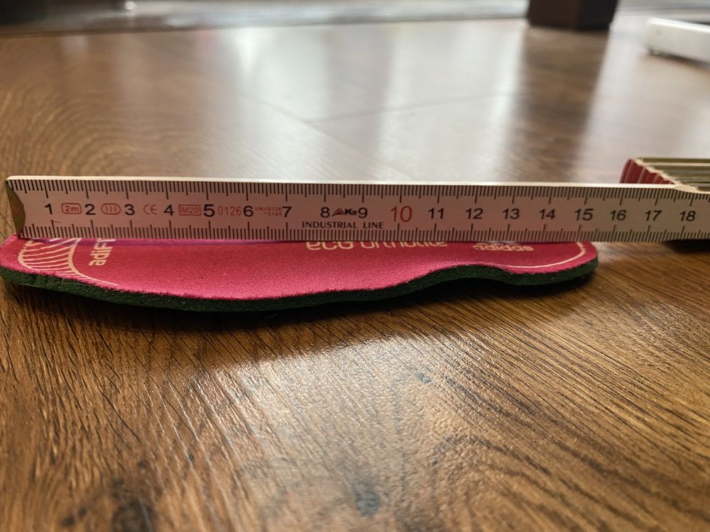Buty dla dziewczynki Adidas rozmiar 24