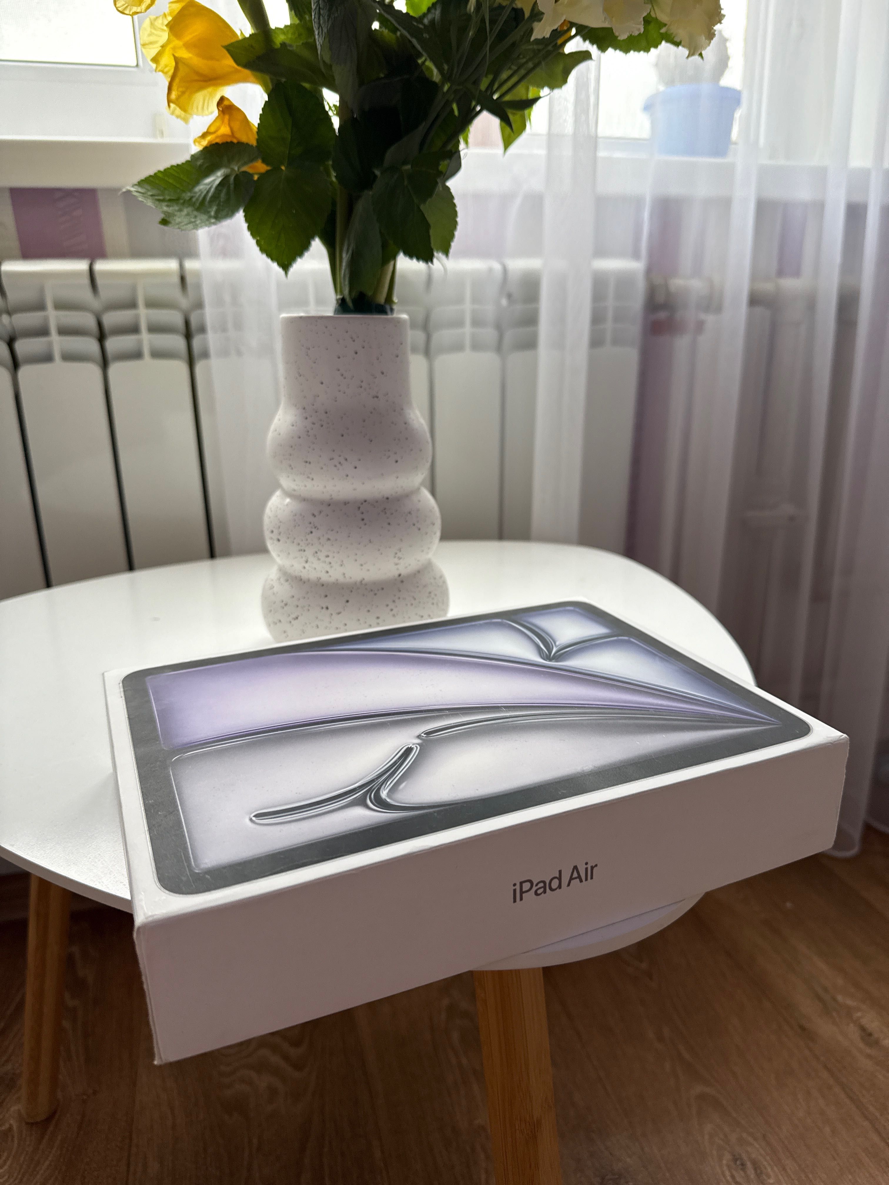 Продам iPad Air 11 M3 , 256 GB