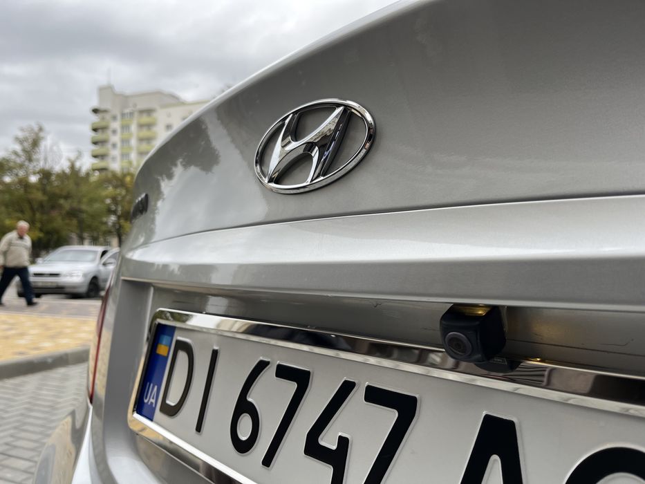 Продам Hyundai Aceent 2013 рік Газ 4