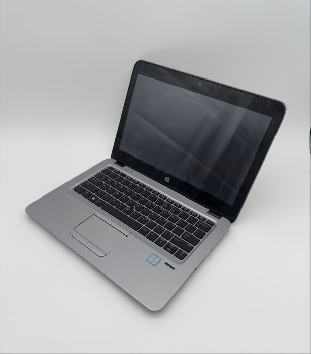 HP EliteBook 820 G3 | i5-6200U | 8GB| 256 SSD | TOUCH | 1 ANO GARANTIA