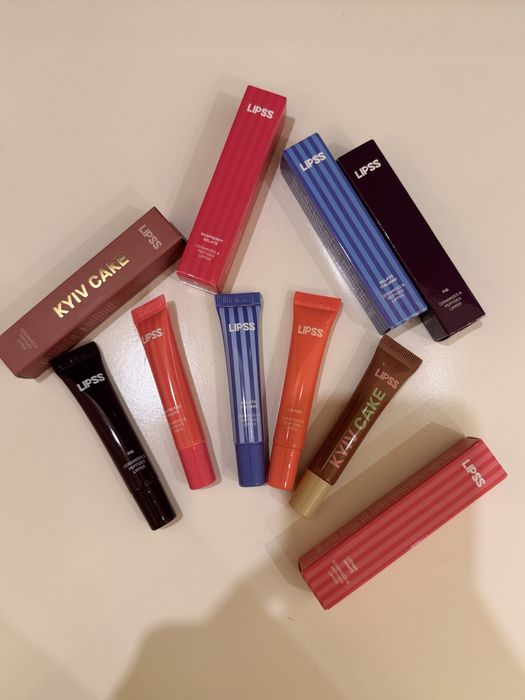 Блиск для губ Lipss Lipper Dubai Chocolate, Kyiv cake, Gelato,Lychee