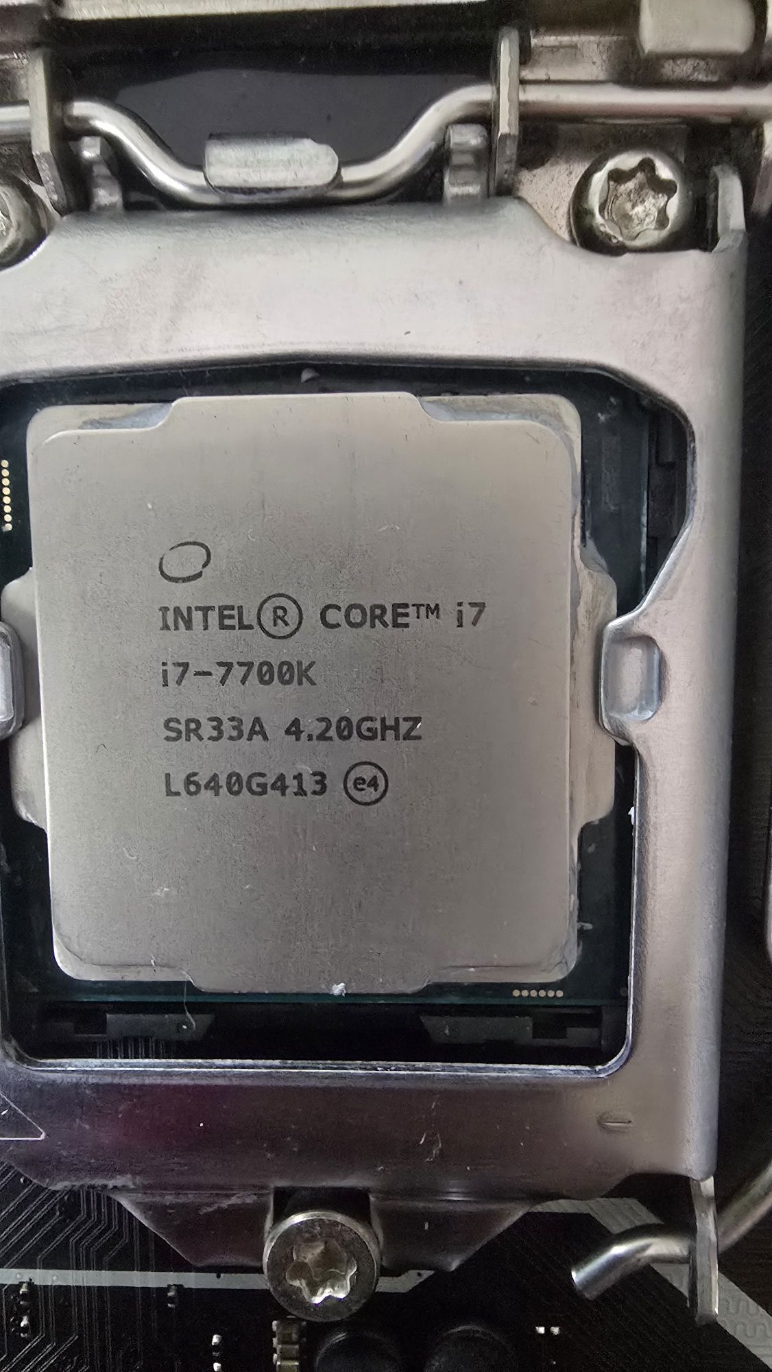 Płyta główna Asus Z170 pro gaming Aura + procesor i7 7700K 4x4,2GHz