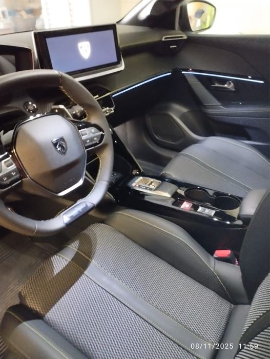 Peugeot 208 1.2 Hybrid 136 GT e-DSC6