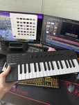 Міді клавіатура komplete kontrol 32