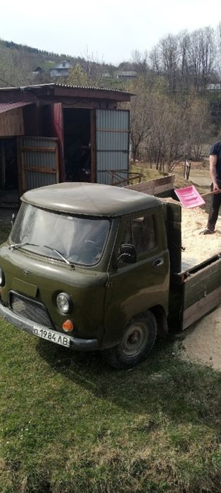 Уаз бортовий бензин