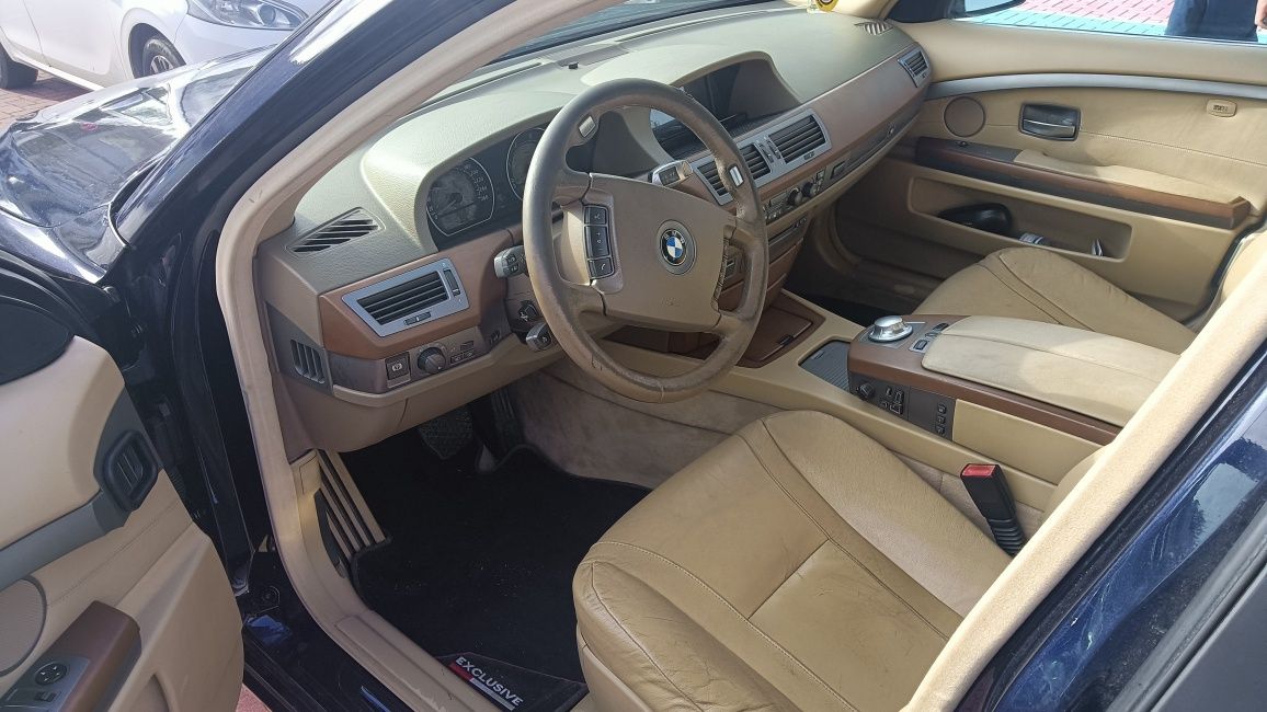 BMW  730d    e65