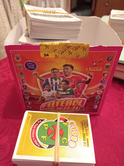 Vendo cromos futebol liga bwin 22/23 a 0,15€- cerca de 400 diferentes!