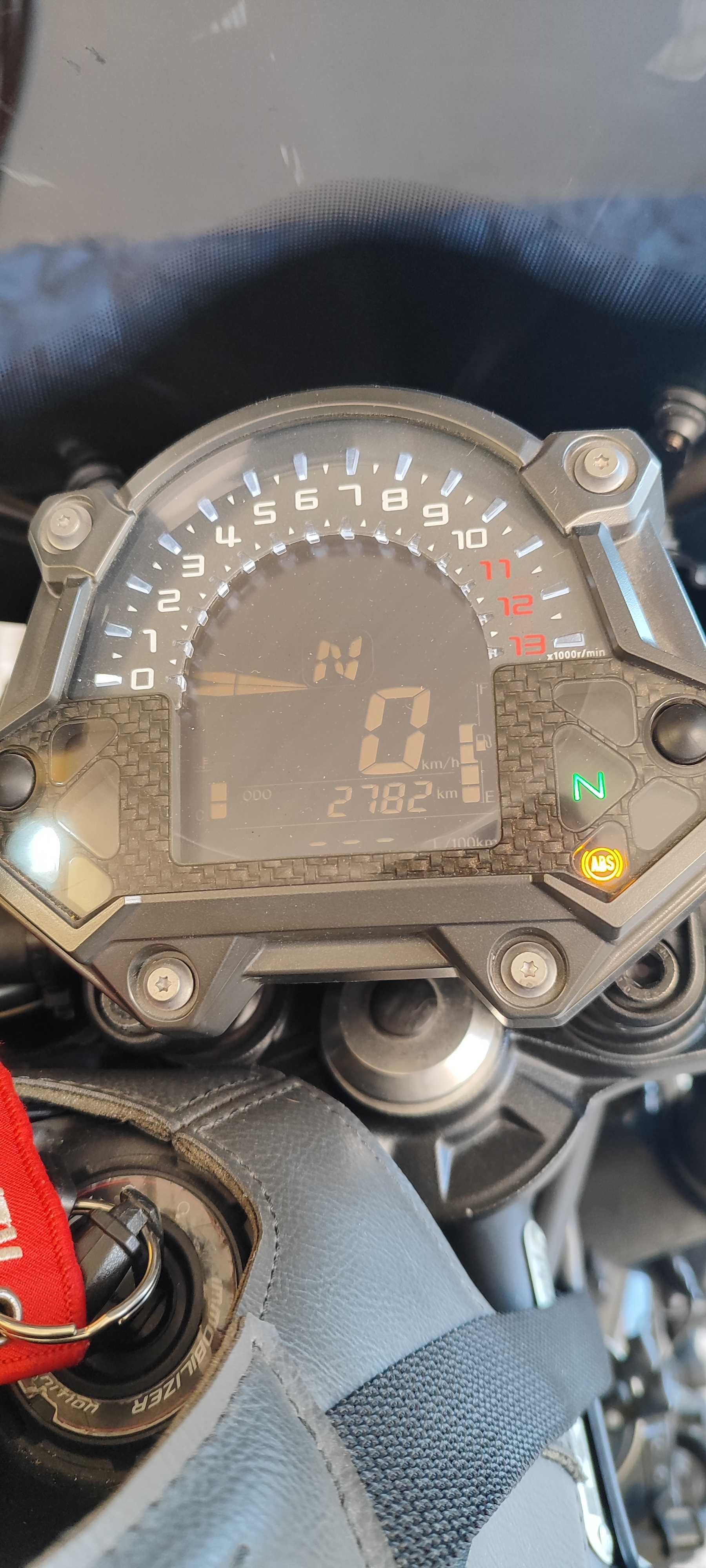 Vendo Kawasaki  Z900  ou troco por vitara