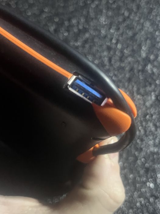 Жёсткий диск переносной, работает как флешка накопитель памяти