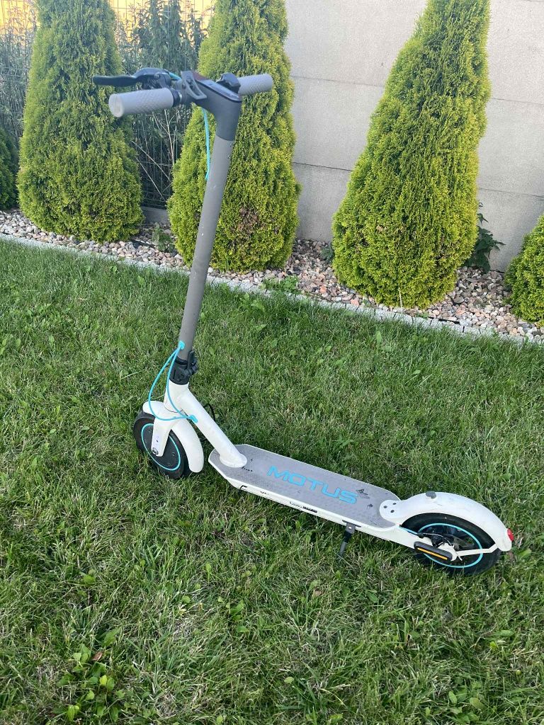 Motus scooty 10 lite