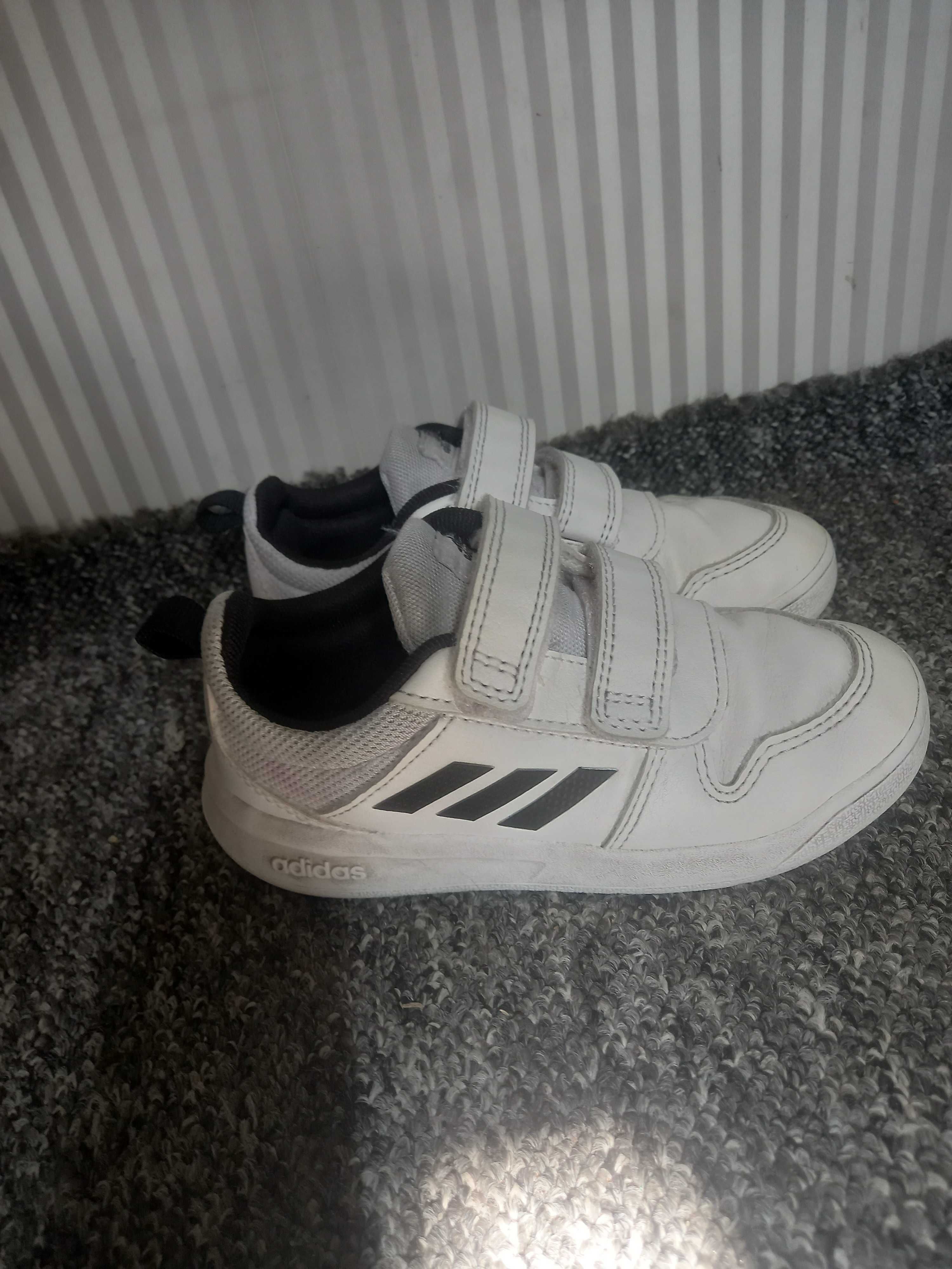 Adidasy 26 chłopiec/dziewczynka