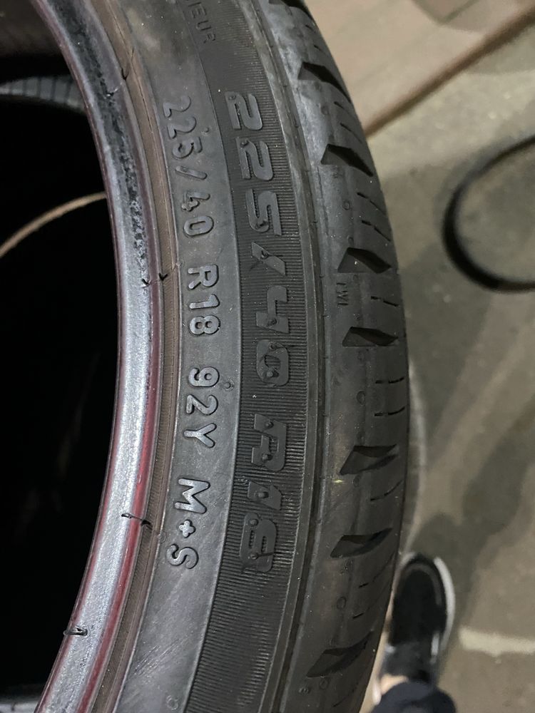 Шини Pirelli 225/40R18