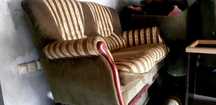 Wygodna sofa dwuosobowa do salonu
