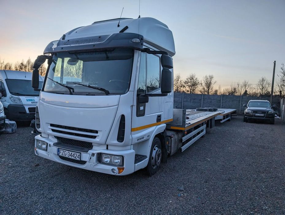 Iveco EURO CARGO  Zestaw Platforma Laweta Euro 6 Klima Webasto 220 PS