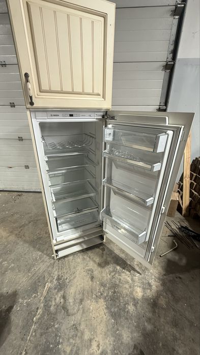 Lodówka do zabudowy Bosch, używana