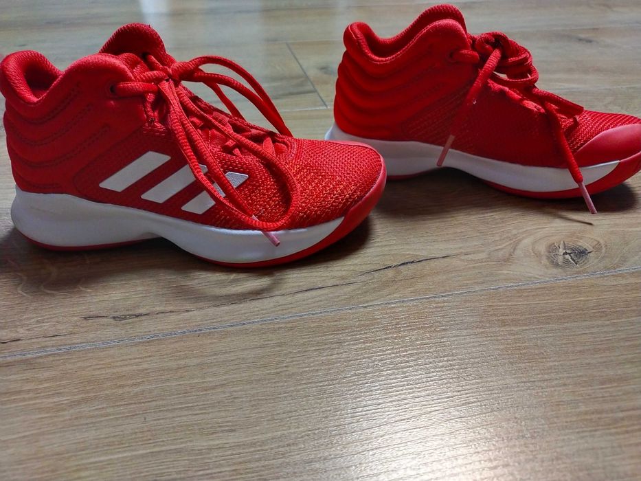 Buty adidas r.31 jak nowe