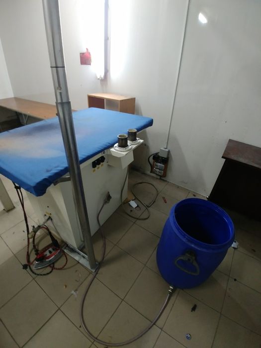 -60% от цены. Пр-во Италия. Утюг паровой промышленный. Гладильный стол