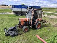 Traktorek ogrodniczy ciagnik ciagniczek Kubota B 7100 + kosiarka