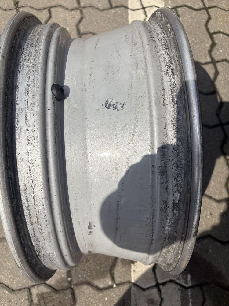Felgi 7,5 J 17E T43