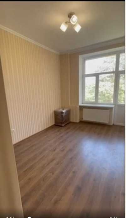 Продам кімнату (9842)