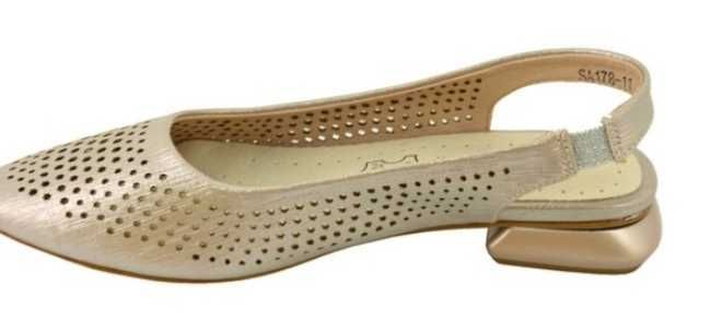 Buty, sandały skórzane Daszyński, rozmiar 36,Długość wkładki ok 22,5cm