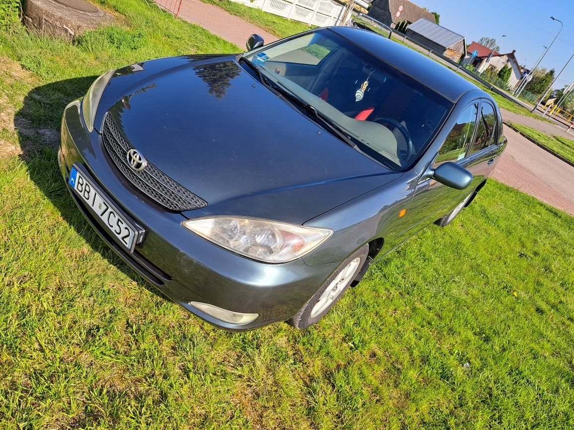 Toyota Camry 2.4 benzyna 2002r