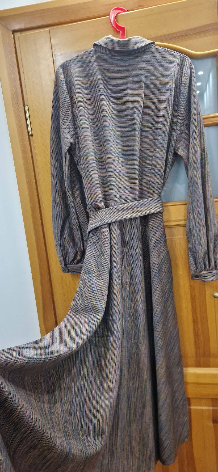 Noume model Plum jesienno-zimowa sukienka 42