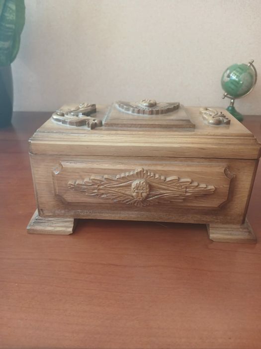 Скринька ручної роботи