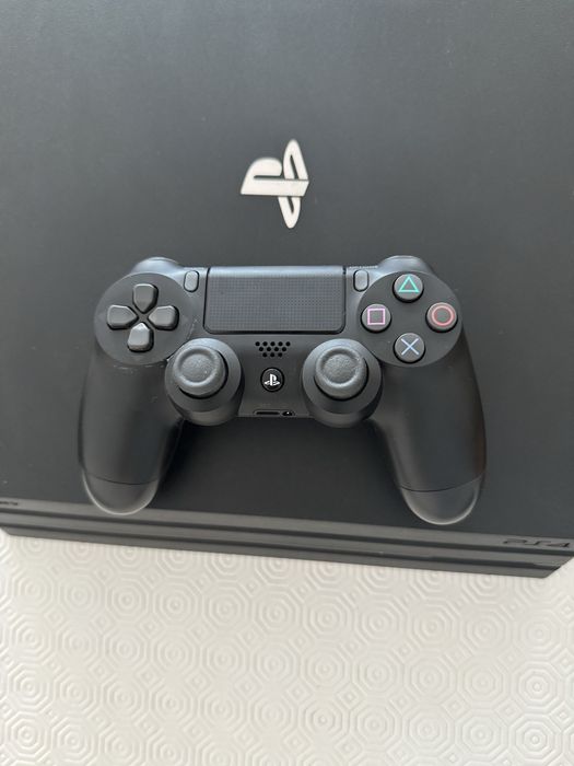 Playstation 4 pro 1 TB