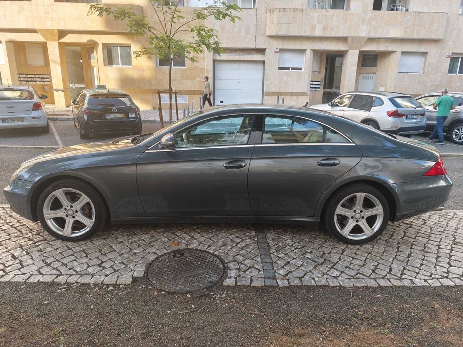 Vendo Mercedes Benz 320 CDI
