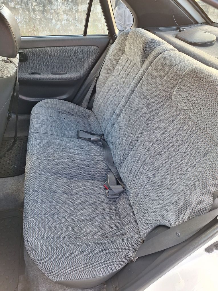 Toyota corolla 1.3
Gasolina e GPL
Vidros elétricos dianteiros e trase