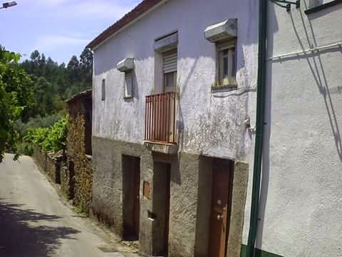 Casa em Escalos do Meio