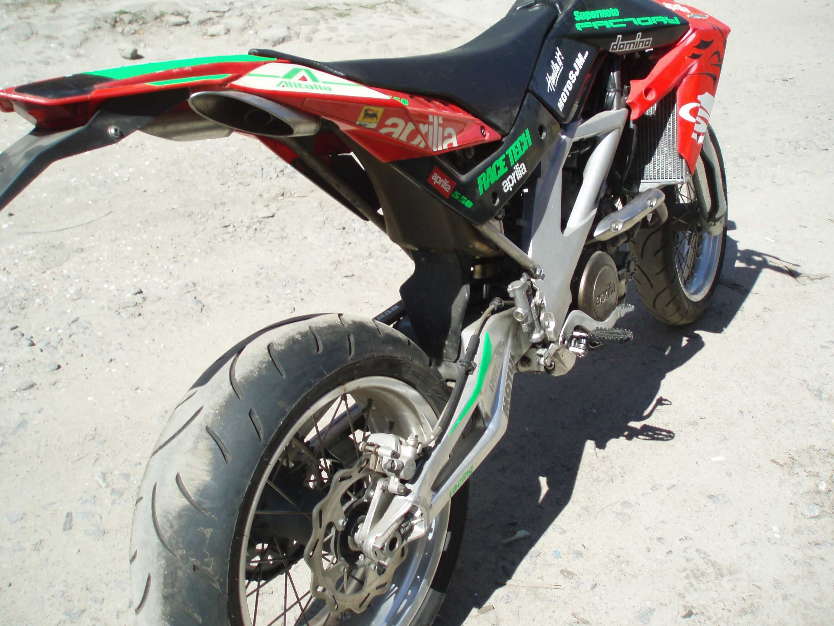 Aprilia SXV550 мотард