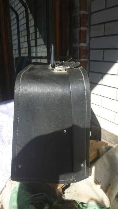 Саквояж чемодан старовинний.