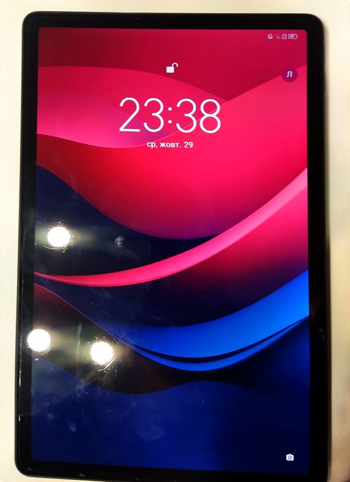 Продам планшет lenovo.