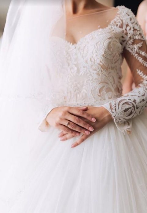 Весільна сукня, плаття