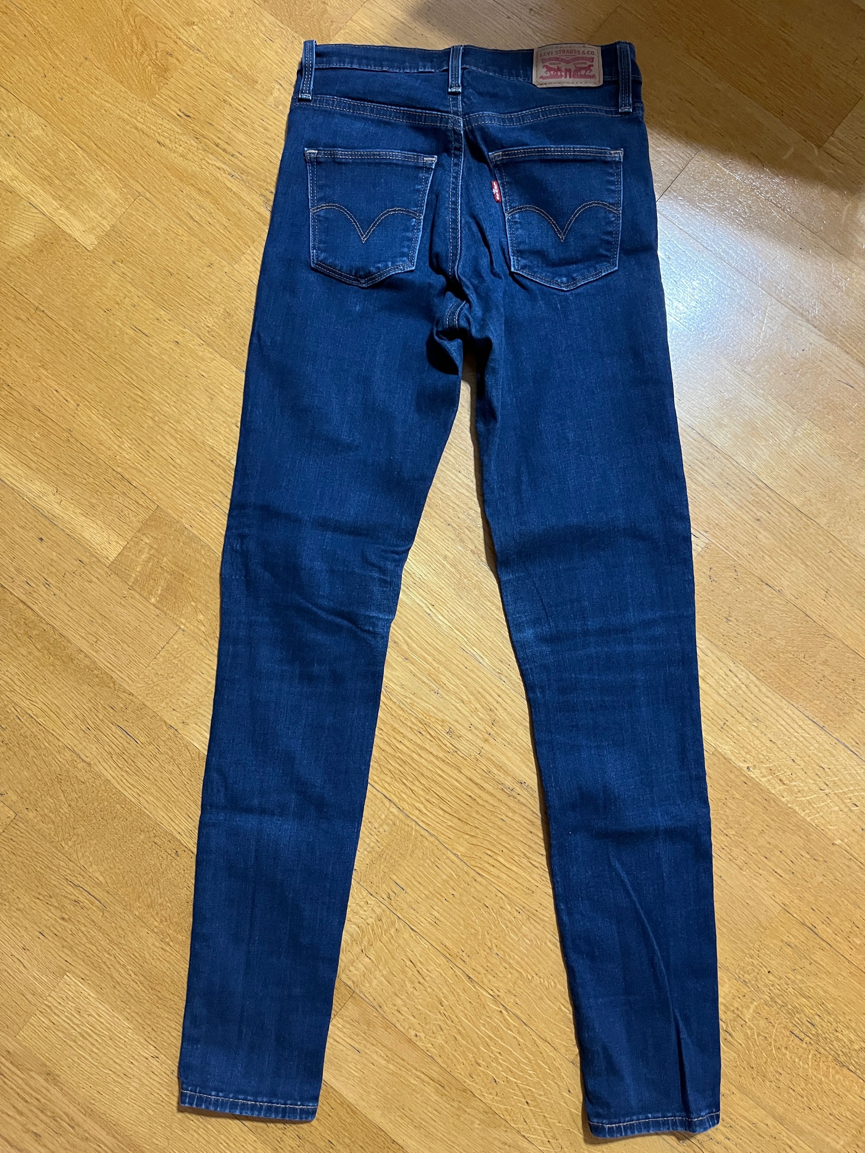 Spodnie Levis  roz25