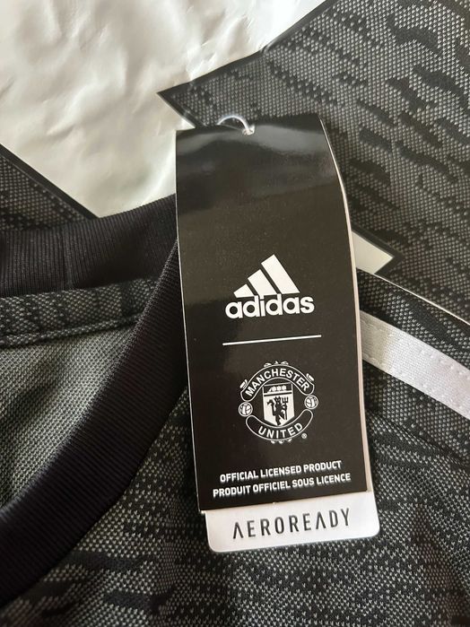 MANCHESTER UNITEDNR 7 CAVANI - 2020/2021 adidas - 2XL - NOWA